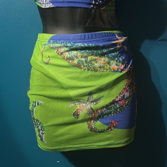 BUNDLE SALE: 15 % off 2 or more dresses/skirt sets - Picture 4 of 7